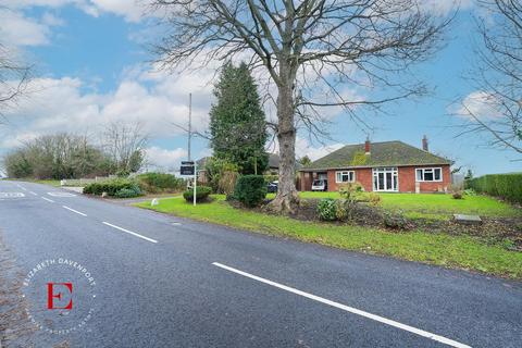 4 bedroom detached bungalow for sale, Marton Road, Birdingbury