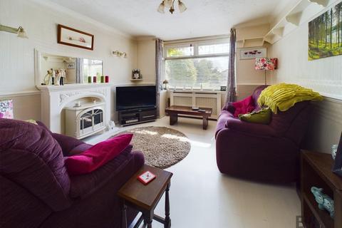 4 bedroom chalet for sale, Wellington Road, Bristol BS15