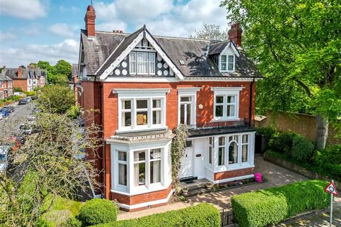 7 bedroom detached house for sale, Cleveland Avenue, Darlington