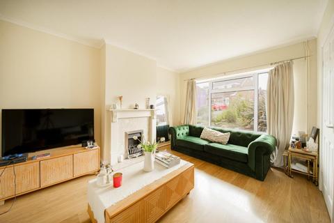 3 bedroom semi-detached house for sale, Primley Park Drive, Leeds LS17