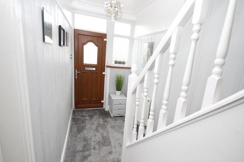 4 bedroom semi-detached house for sale, Bolton Drive, Eccleshill, Bradford