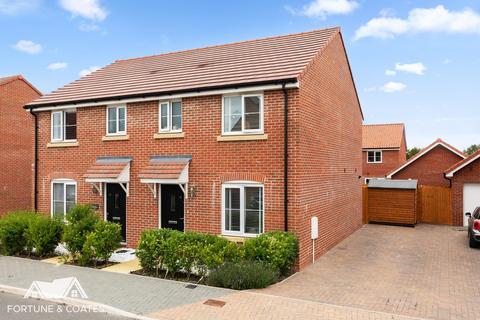 25 Plover Crescent, Harlow, CM17 0RZ