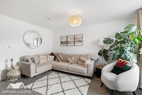 25 Plover Crescent, Harlow, CM17 0RZ