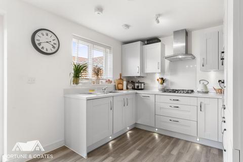 25 Plover Crescent, Harlow, CM17 0RZ