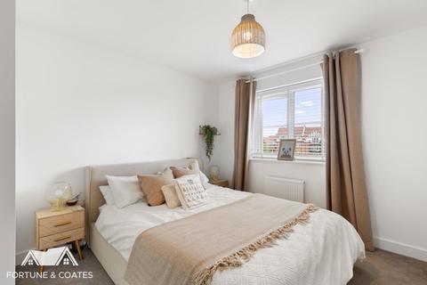 25 Plover Crescent, Harlow, CM17 0RZ