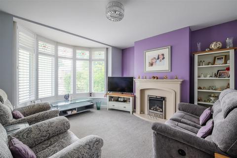 4 bedroom semi-detached house for sale, Rochdale Road, Halifax