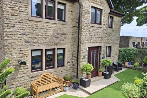 4 bedroom detached house for sale, Valentine Court, Thornton, Bradford