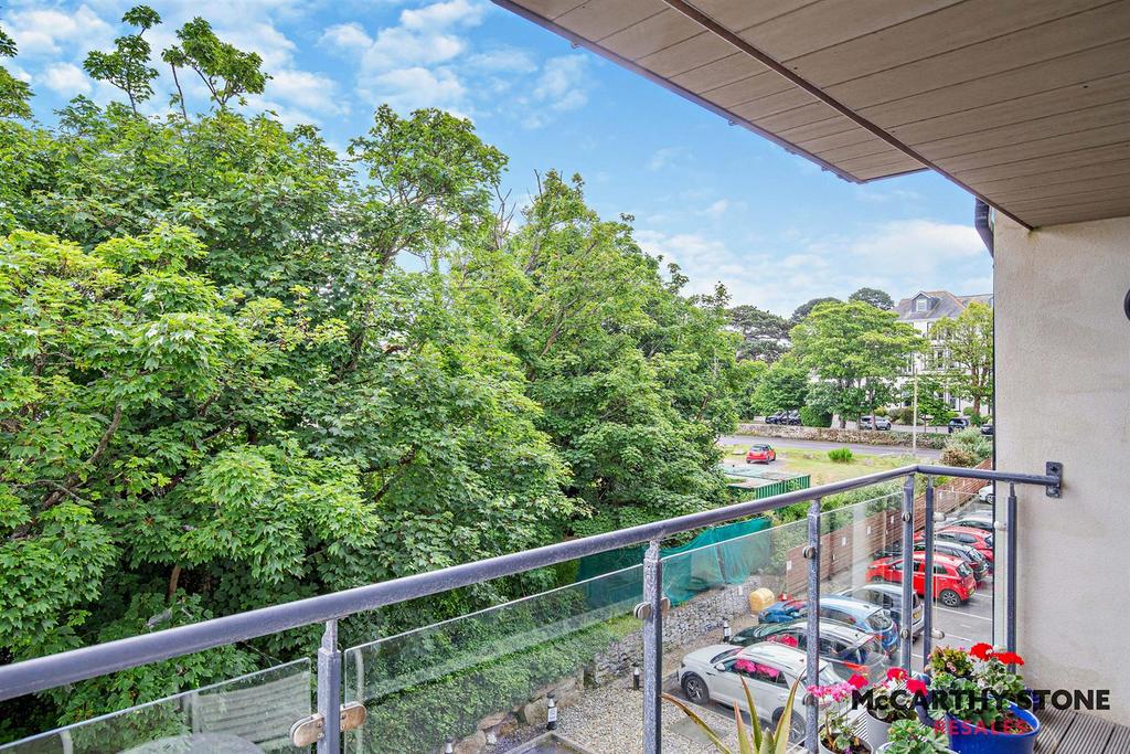 Wrap Around Balcony