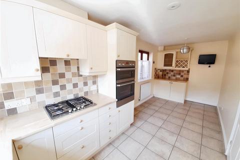 39 Oak Tree Lane, Woodgate, Chichester, PO20 3GU