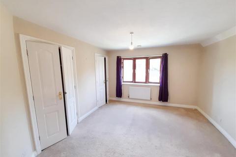 39 Oak Tree Lane, Woodgate, Chichester, PO20 3GU