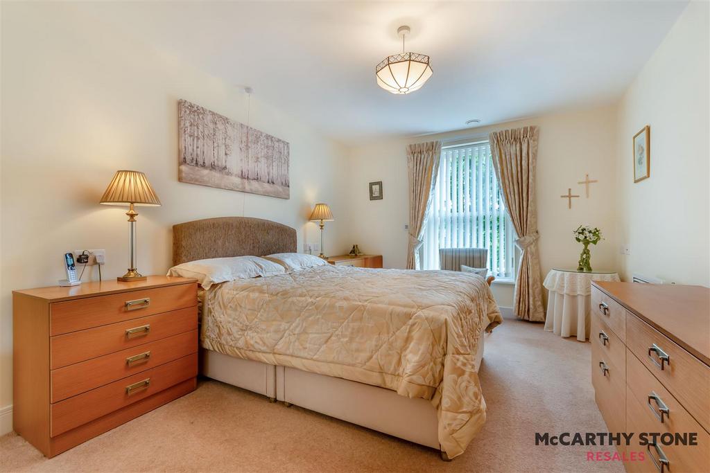 8599659-interior02.JPG
