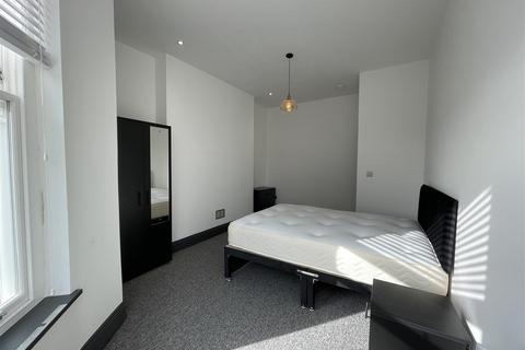 2 bedroom flat to rent, Randall Road, Bristol
