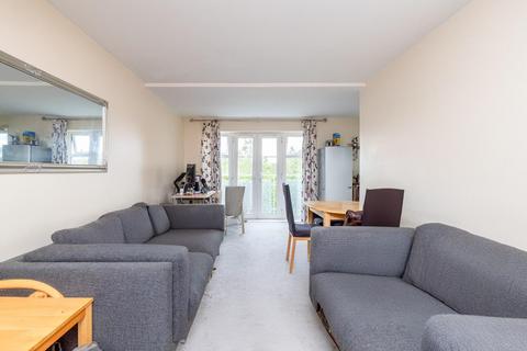 28 Arnold Road, Mangotsfield, Bristol, BS16 9LB