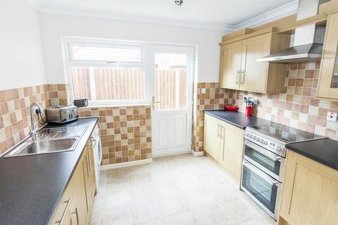 2 bedroom bungalow for sale, Kingsley Avenue, Kettering