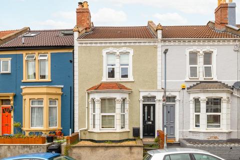 18 Dunkerry Road, Bristol, BS3 4LB