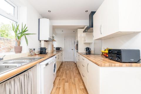 18 Dunkerry Road, Bristol, BS3 4LB