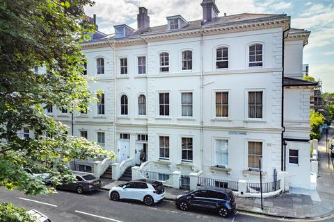 1 bedroom apartment for sale, Norfolk Terrace, Brighton