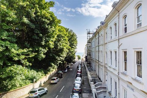 1 bedroom apartment for sale, Norfolk Terrace, Brighton