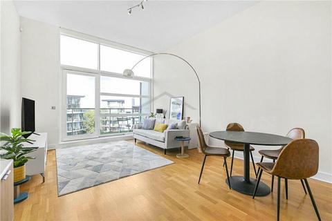 2 bedroom penthouse for sale, Howard Building, Chelsea Bridge Wharf, London