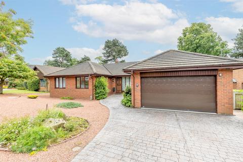 3 bedroom detached bungalow for sale, The Paddock, Willaston, Nantwich