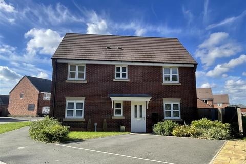 1 bedroom maisonette for sale, Oak Tree Road, Great Glen LE8