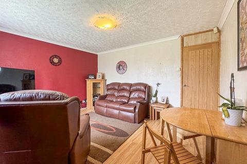 2 bedroom bungalow for sale, Merlin Walk, Eaglestone MK6