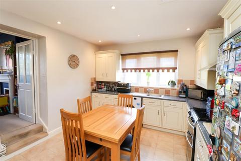 2 bedroom maisonette for sale, Pondtail Road, Fleet GU51