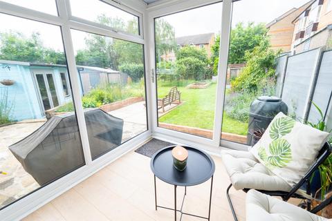13 Avon Close, Sutton, SM1 4PT