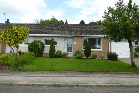 2 bedroom semi-detached bungalow to rent, Lodge Close, Cockermouth CA13