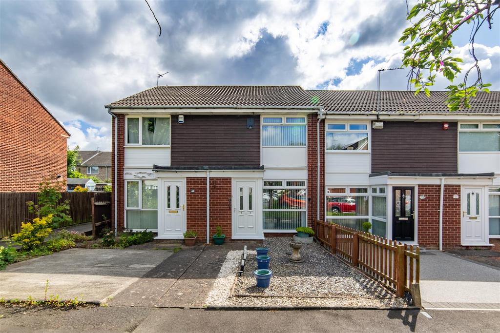 Chichester Close, Kingston Park, NE3 2 bed terraced house for sale £