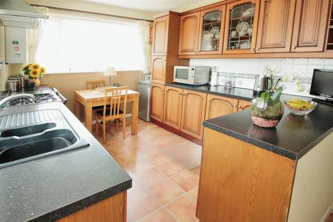 4 bedroom semi-detached bungalow for sale, Birch Royd, Leeds LS26