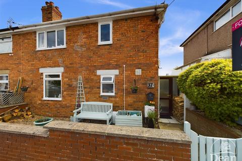 3 bedroom semi-detached house for sale, Albert Road, Coleford