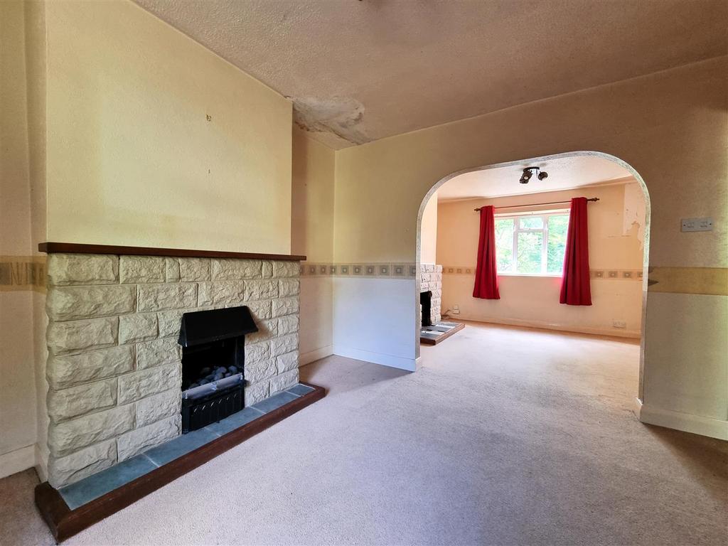 Spa Road, Melksham 3 bed semi-detached house - £170,000