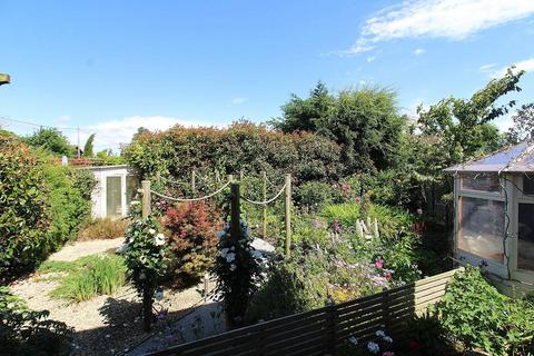 22 Ashley Green, East Hanningfield, Chelmsford, CM3 8AY