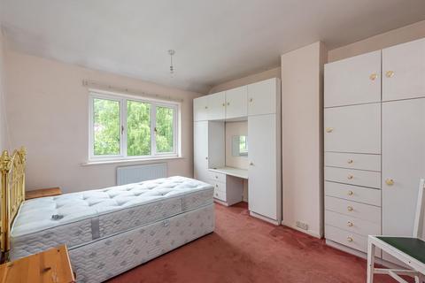 20 Bratch Lane, Wombourne, Wolverhampton, WV5 9AD