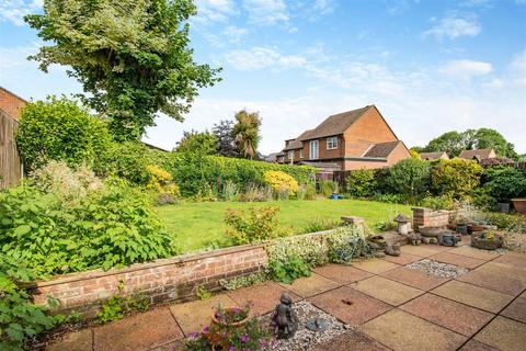 2 bedroom bungalow for sale, Kipling Drive, Larkfield, Aylesford