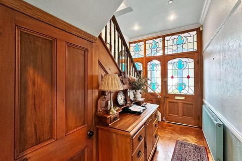 46 Appleton Road, Hale, Altrincham, WA15 9LP