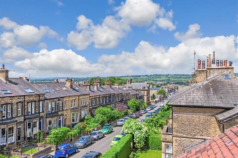 2 bedroom apartment for sale, Station Road, Otley LS21
