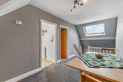 Flat 3, Westcroft Station Road, Otley, LS21 3HX