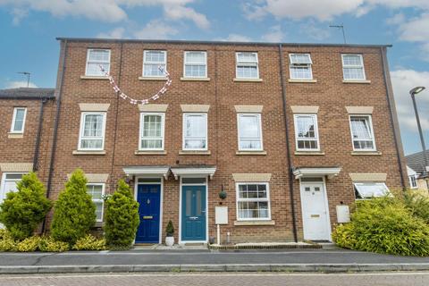 3 bedroom townhouse for sale, Haslam Court, Stonegravels, Chesterfield