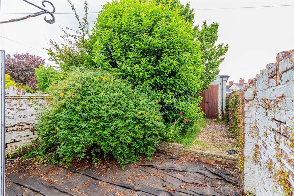 Heathfield Road 10-10.jpg