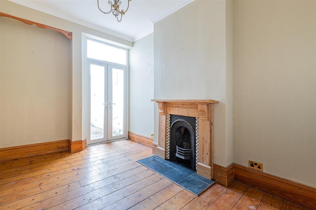 Heathfield Road 10-2.jpg