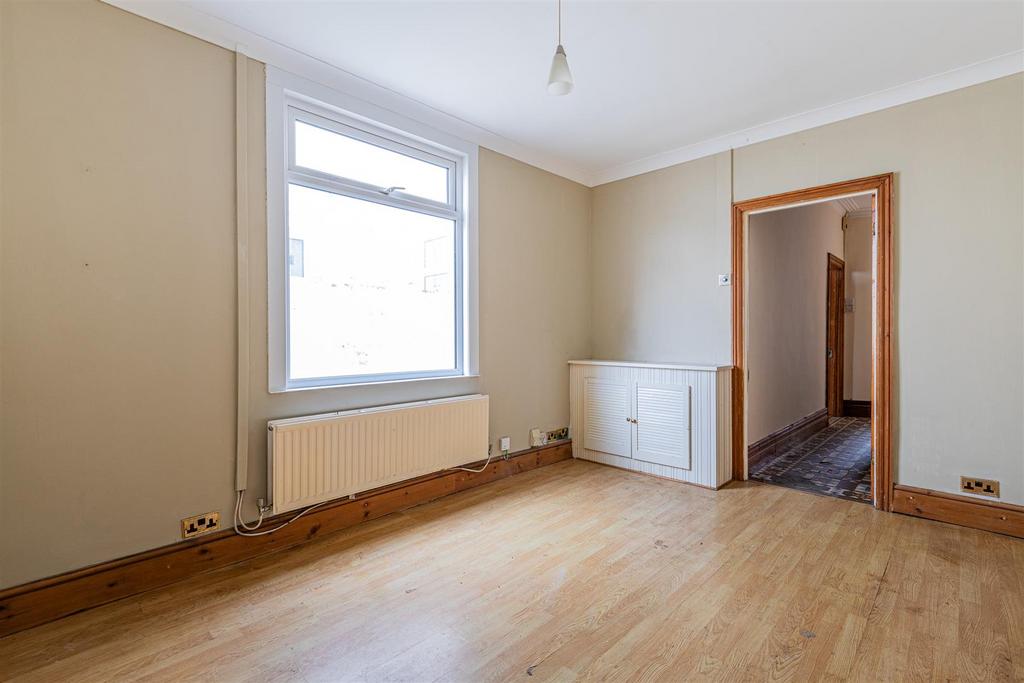 Heathfield Road 10-5.jpg