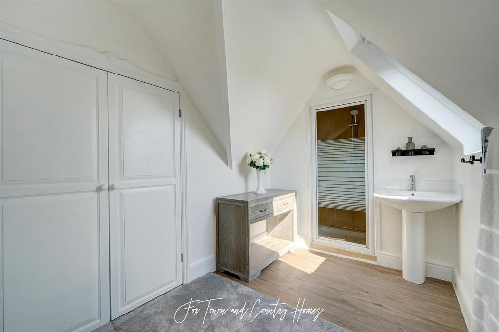 5 ST Josephs Court (