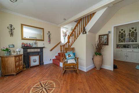 14 Cunningham Drive, Manchester, M22 5LT