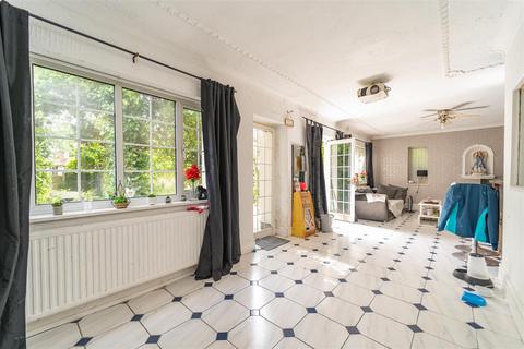 14 Cunningham Drive, Manchester, M22 5LT
