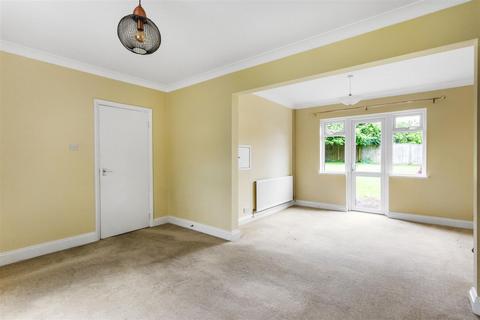 3 bedroom semi-detached house for sale, Westlands Way, Oxted