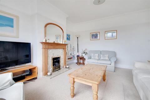4 bedroom semi-detached house for sale, Aglaia Road, Worthing