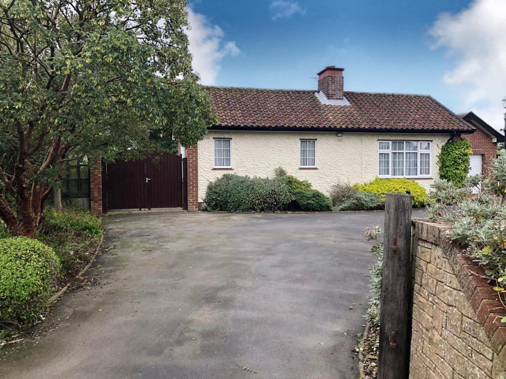 Entrance Driveway