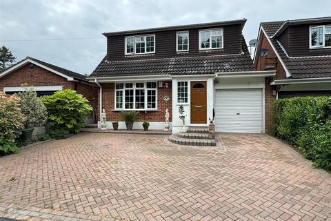 3 bedroom detached house for sale, White Hart Lane, Hockley